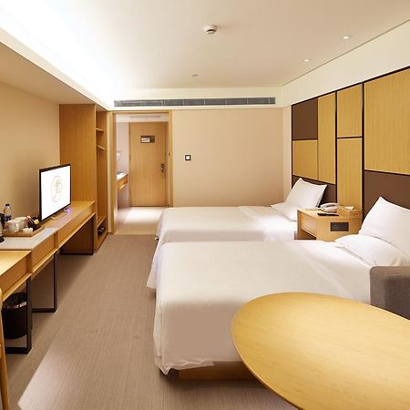 Ji Hotel Chengdu West Hi-Tech Zone Longhu Стая снимка