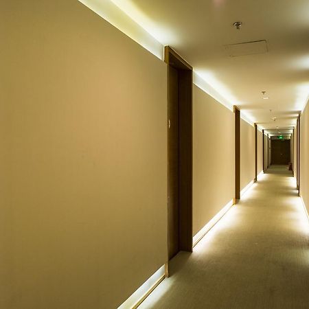 Ji Hotel Chengdu West Hi-Tech Zone Longhu Екстериор снимка